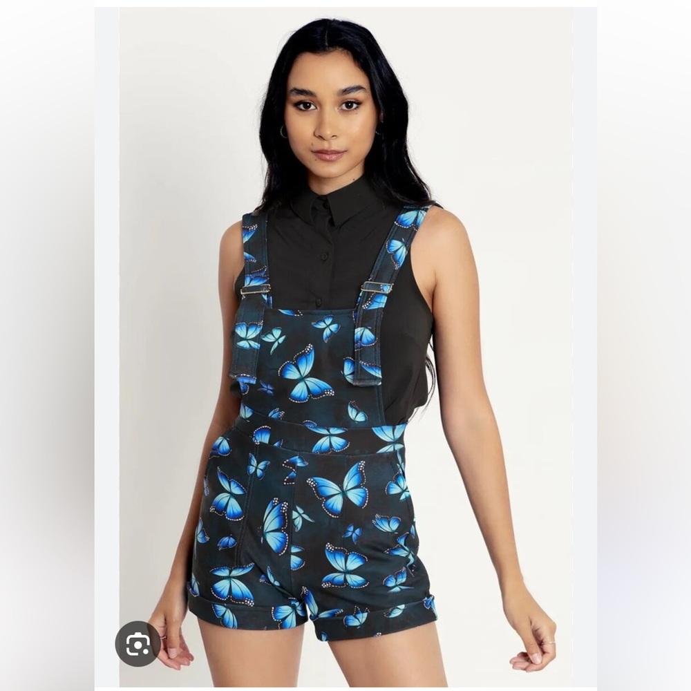 NWT BLACKMILK WITCHER BUTTERFLY  SHORT OVERALLS SIZE XL